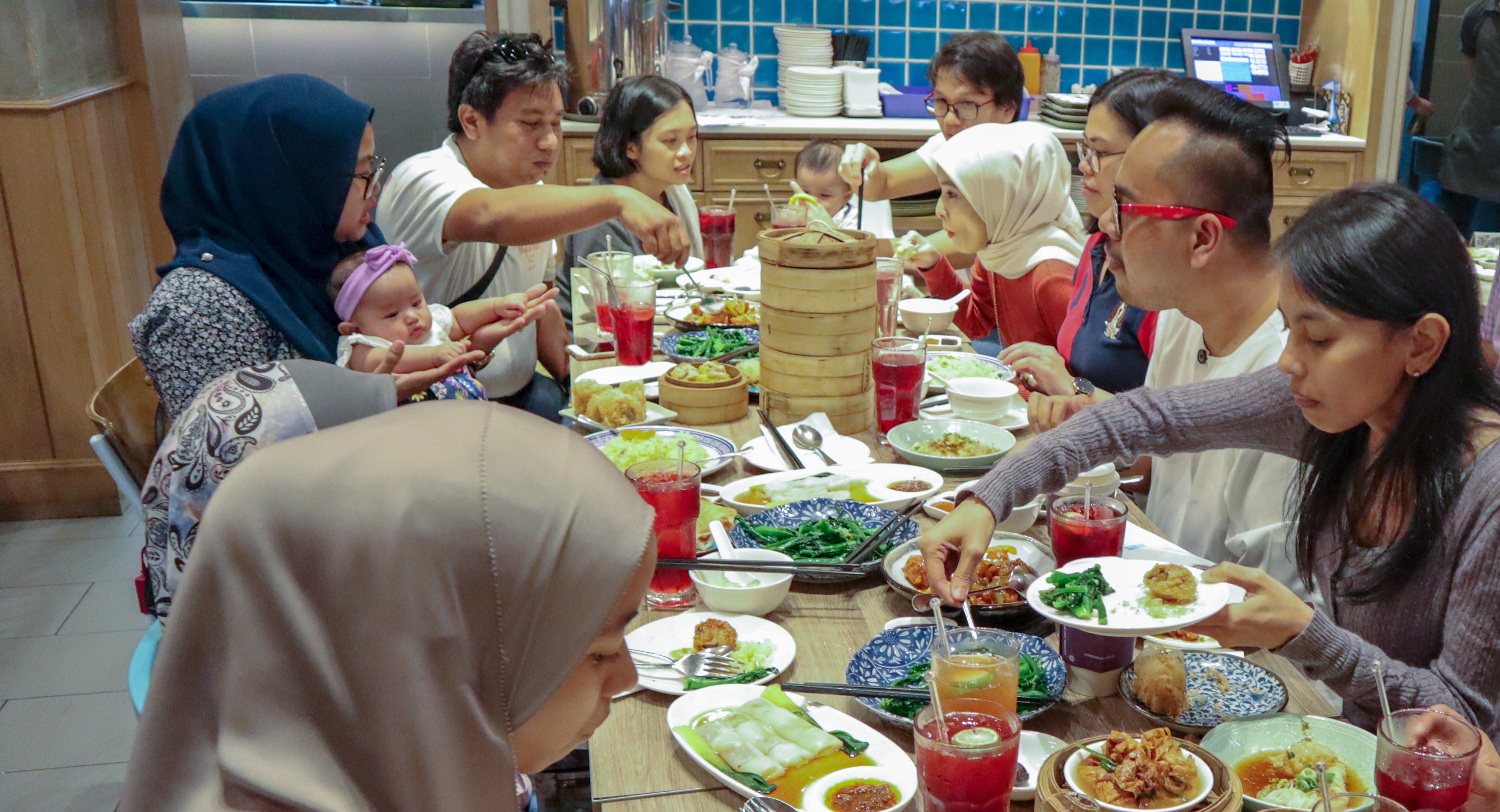 Ayu and her former colleagues break fast at Dolly Dim Sum