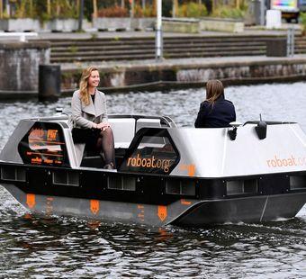 Smart solution, Roboat in Amsterdam